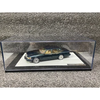 Модел 1996 г. Lincoln Town Car в мащаб 1:43, модел на колата от смола, колекция от бебешки играчки, хобита, украшение, Сувенир, подарък за празниците Изображение