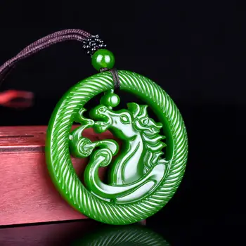 Натурален зелен нефрит Ръчно изработени, китайски Зодиакални амулет във формата на Кон, колие, щастливо украса * Безплатен подарък кутия Изображение