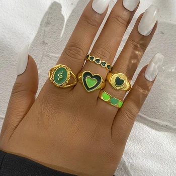 Пъстър набор халки на пръста си със сърце, пръстени със зелена змия, бижута Y2K Ring на едро за жени, Модни регулируема метална ръчно рисувани Изображение