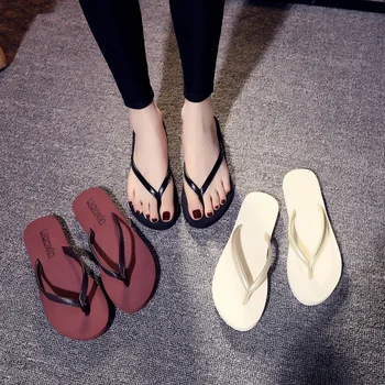 Летни дамски плажни чехли 2023, дамски ежедневни чехли в корейски стил, нескользящие обувки на танкетке с дебела подметка, за отдих на открито, на големи размери Изображение
